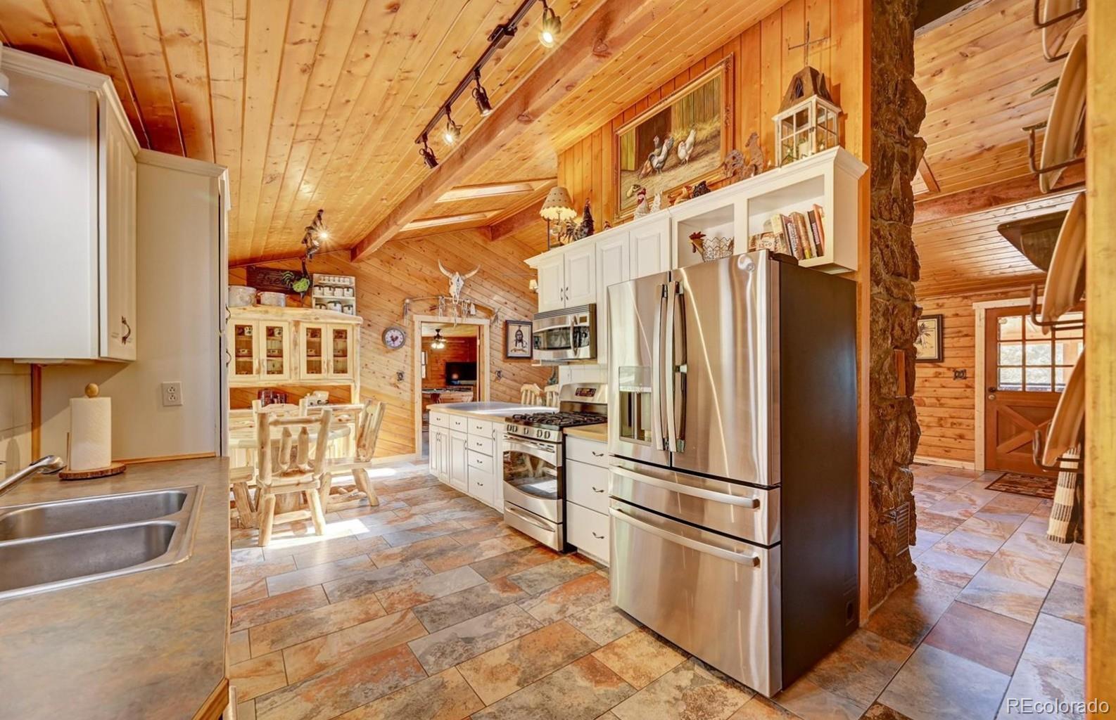 Residential in Pine 4