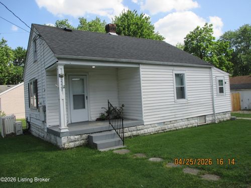 2220 Parkwood Rd, Louisville, KY, 40214-1152 | Card Image