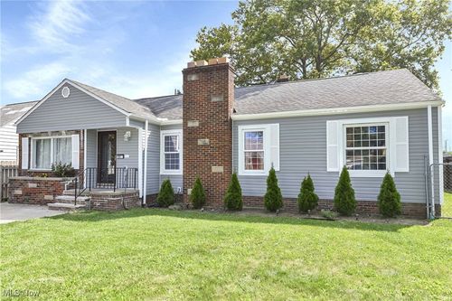 4267 W 58th St, Cleveland, OH, 44144-1714 | Card Image