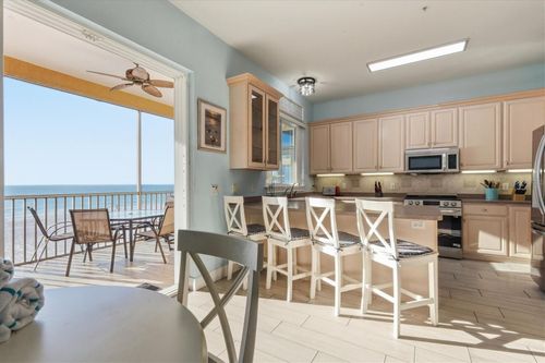 unit-4-1900 Gulf Dr N, BRADENTON BEACH, FL, 34217-2385 | Card Image