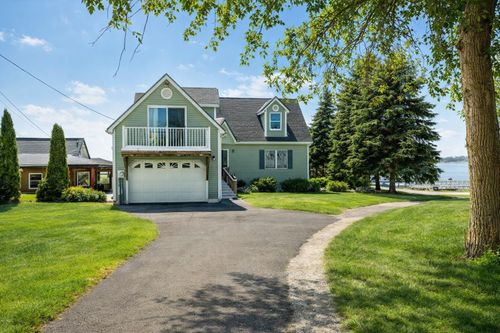 126 Georgia Shore Rd, Saint Albans, VT, 05478-7119 | Card Image