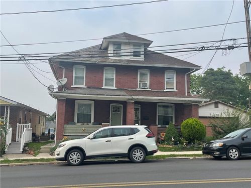 123 E Elizabeth Avenue, Bethlehem City, PA, 18018 | Card Image