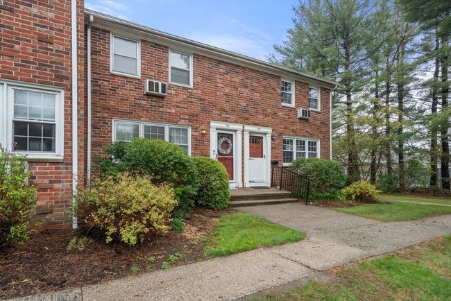 134 - 540 Granby Rd, Condo with 2 bedrooms, 2 bathrooms and 1 parking in South Hadley MA | Image 18