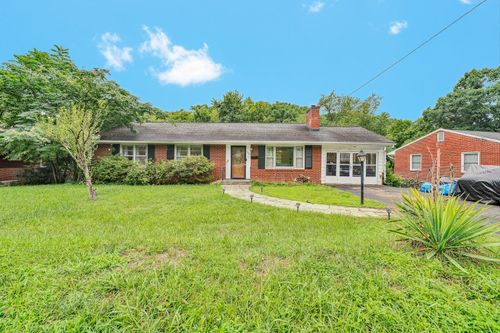 3326 Pasley Ave Sw, Roanoke, VA, 24015-4424 | Card Image