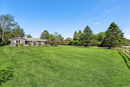 25 S Federal St, Montauk, NY, 11954-5416 | Card Image