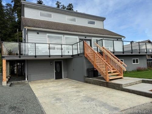 8730 Seaview Dr, Port Hardy, BC, V0N2P0 | Card Image