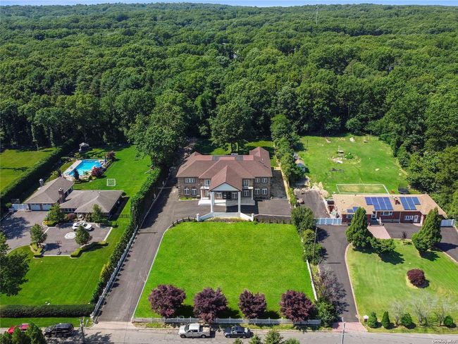 27 Ormond St, House other with 7 bedrooms, 8 bathrooms and null parking in Dix Hills NY | Image 33