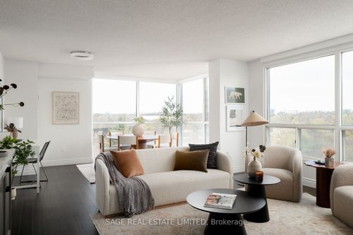 401-7 Concorde Pl, North York, ON, M3C3N4 | Card Image