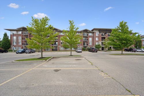 212-37 Goodwin Dr, Guelph, ON, N1L0E6 | Card Image