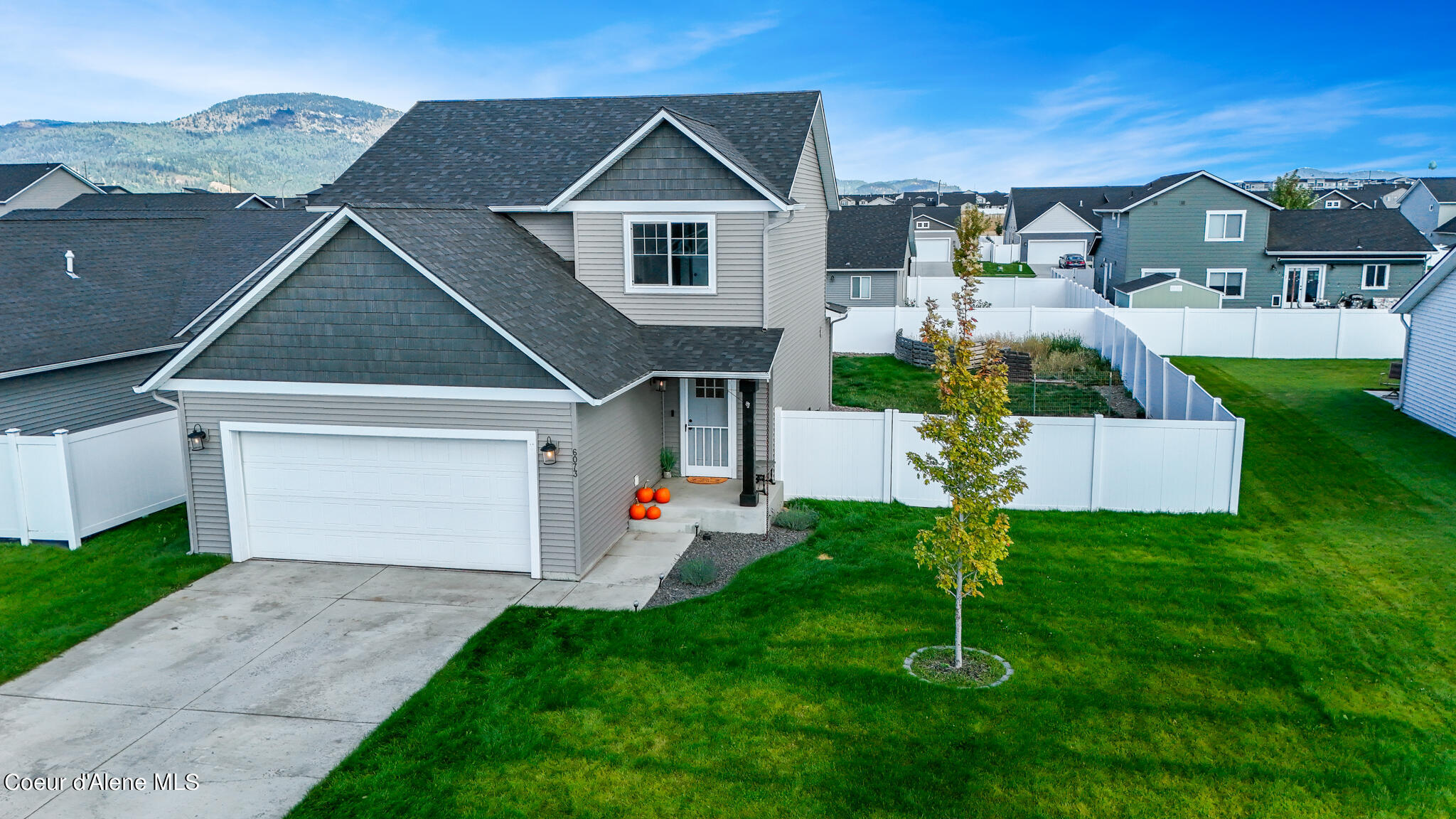 Irish Cir, Rathdrum, ID 83858