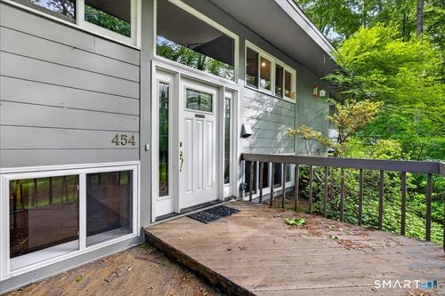 454 Old Cellar Rd, Orange, CT, 06477-3707 | Card Image