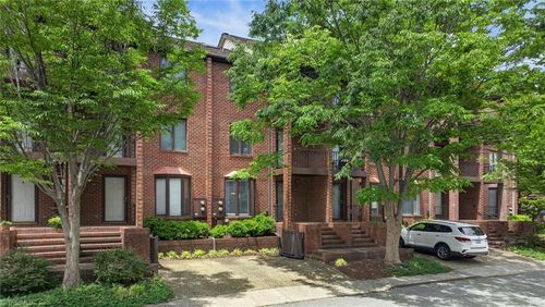 102 Wafco Ln, Greensboro, NC, 27401-2377 | Card Image