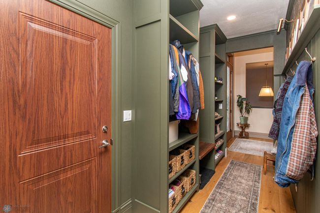 Garage Entrance/Mudroom | Image 32