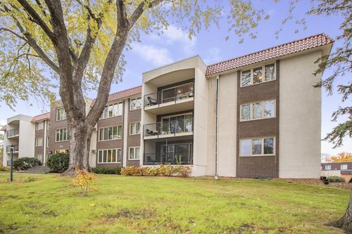 apt-307w-4401 Parklawn Ave, Edina, MN, 55435-4632 | Card Image
