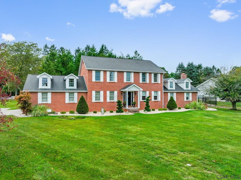 Dickinson St, Johnstown, PA 15905