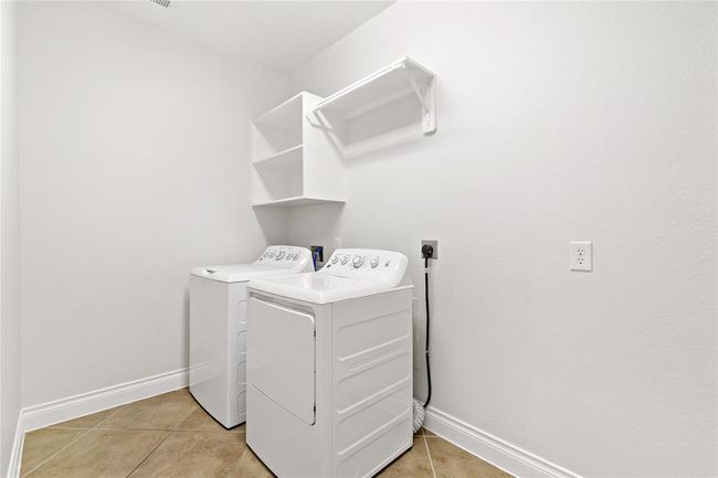 2604 Sweet Wind Dr, House other with 5 bedrooms, 4 bathrooms and 3 parking in Pearland TX | Image 21