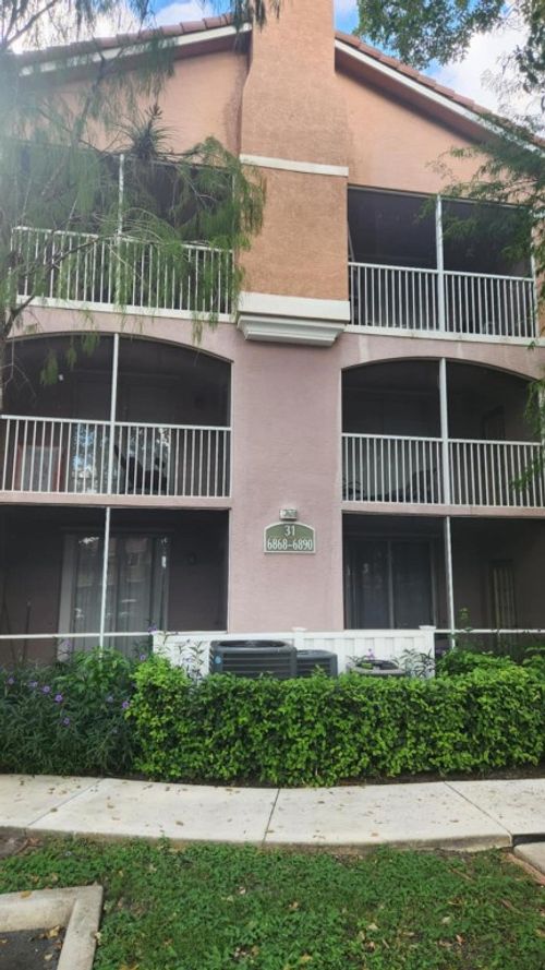 6884-6884 W Sample Rd, Coral Springs, FL, 33067-4283 | Card Image