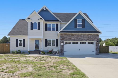 302 White Dove Dr, Hubert, NC, 28539-7501 | Card Image