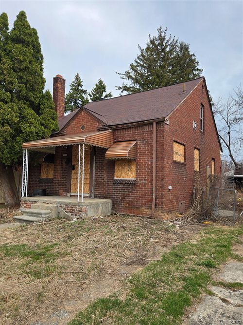 19182 Hickory Street, Detroit, MI, 48205 | Card Image