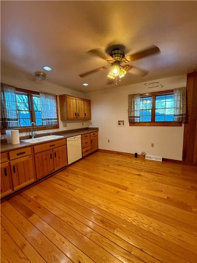 2004 S Pittsburgh St, House other with 2 bedrooms, 2 bathrooms and null parking in S Connellsvl PA | Image 10