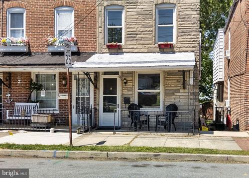 515 Church St, ROYERSFORD, PA, 19468-2011 | Card Image