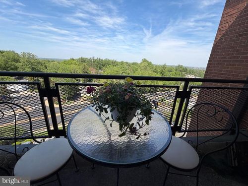 805-4390 Lorcom Ln, ARLINGTON, VA, 22207-3331 | Card Image