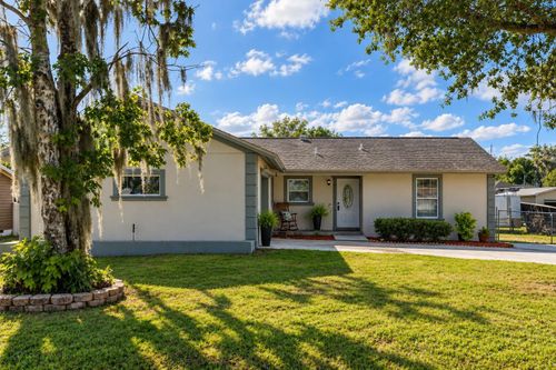 821 Nocturne Dr, CHULUOTA, FL, 32766-9439 | Card Image