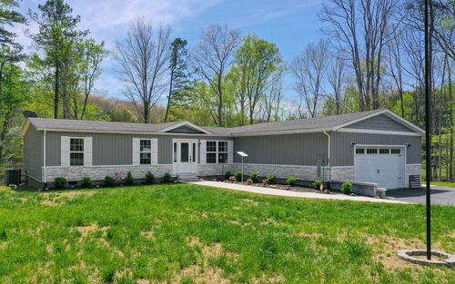 6129 Somerset Rd, London, KY, 40741-9618 | Card Image