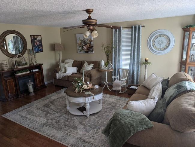 120 Mcghee Ln, House other with 3 bedrooms, 2 bathrooms and 960 parking in Raven VA | Image 6