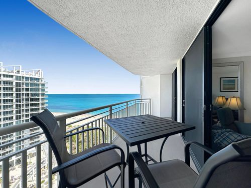 20-b-3000 N Ocean Dr, Riviera Beach, FL, 33404-3268 | Card Image