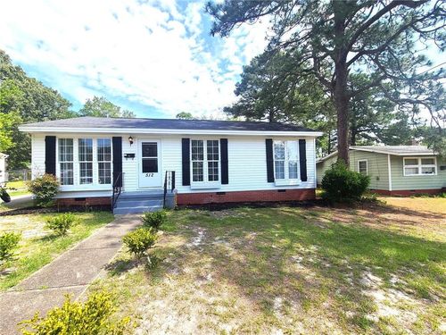 512 Spaulding St, Fayetteville, NC, 28301-3733 | Card Image