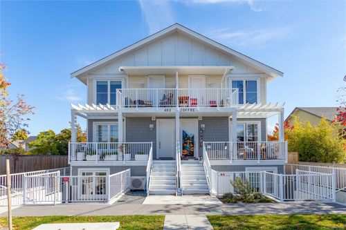 101-483 South Joffre St, Esquimalt, BC, V9A6C7 | Card Image