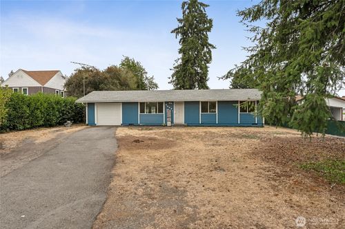9008 Wildwood Avenue Sw, Lakewood, WA, 98498 | Card Image