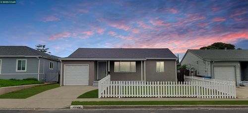 2744 El Rey St, Antioch, CA, 94509-4818 | Card Image