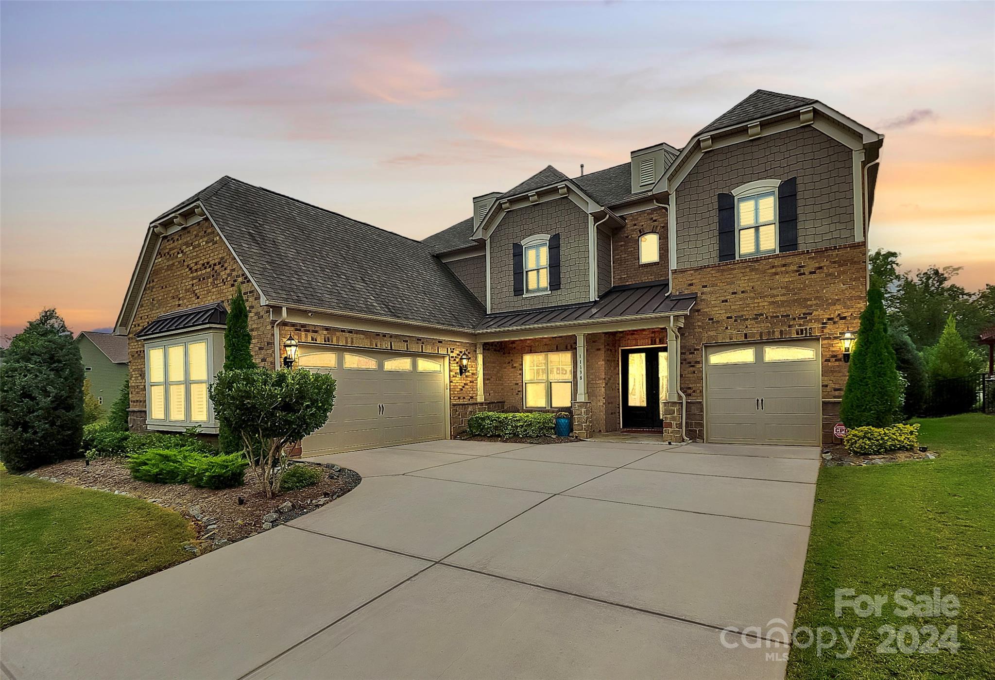Egrets Point Dr, Charlotte, NC 28278