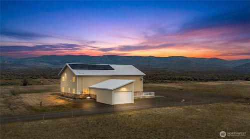 2420 Colockum Road, Ellensburg, WA, 98926 | Card Image