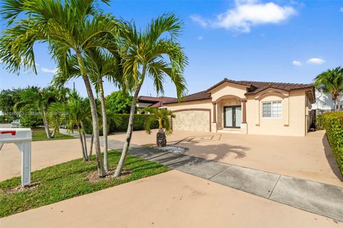 18348 Sw 139th Pl, Miami, FL, 33177-7778 | Card Image