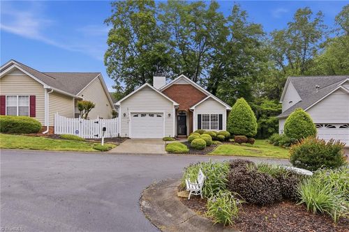 2841 Wynfield Crossing Lane, Winston-Salem, NC, 27103 | Card Image