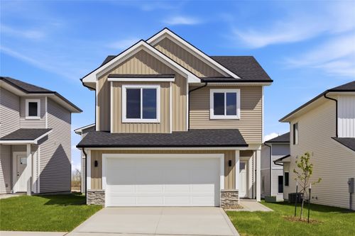 1435 Timber Ln, Des Moines, IA, 50317 | Card Image