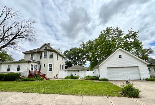 504 9th St, La Salle, IL, 61301-1812 | Card Image