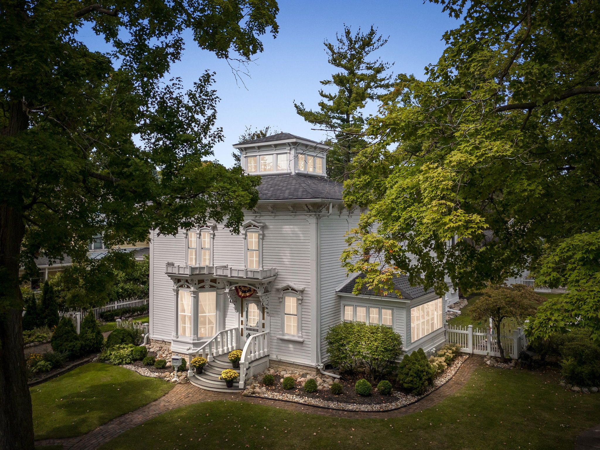 Dunlap St, Northville, MI 48167