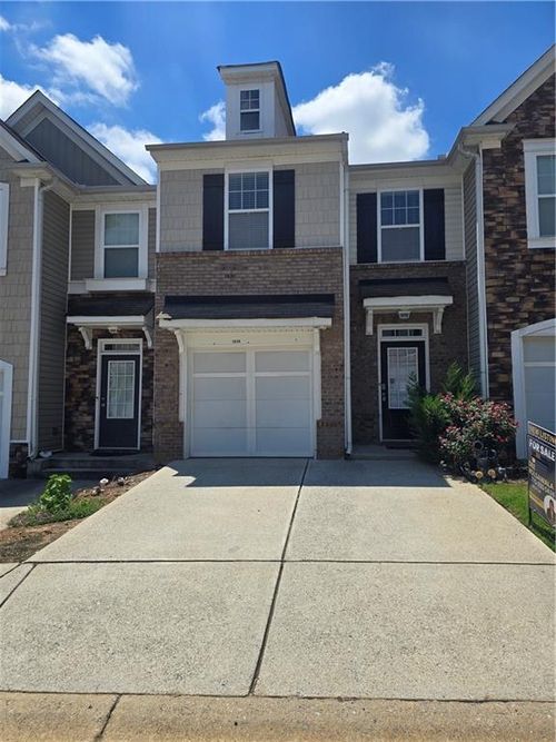 1934 Dilcrest Dr, Duluth, GA, 30096-8975 | Card Image