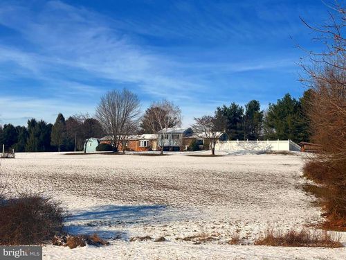 3189 Powells Valley Rd, HALIFAX, PA, 17032-9674 | Card Image