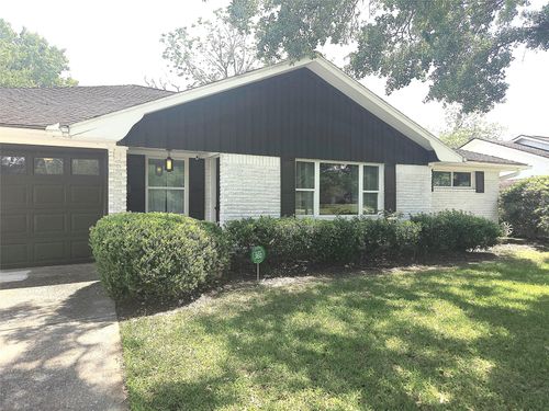 10803 Chimney Rock Rd, Houston, TX, 77096-6212 | Card Image