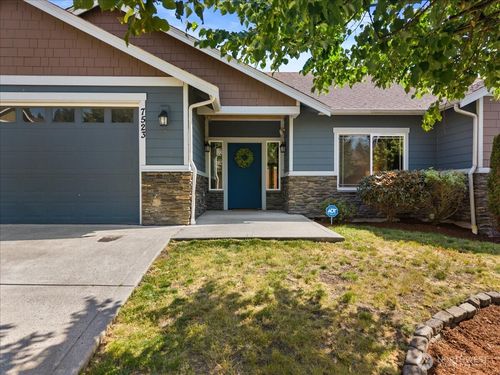 7523 Broadway, Everett, WA, 98203-6862 | Card Image