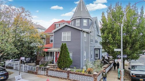 8686 Bay 16th St, Brooklyn, NY, 11214-4514 | Card Image