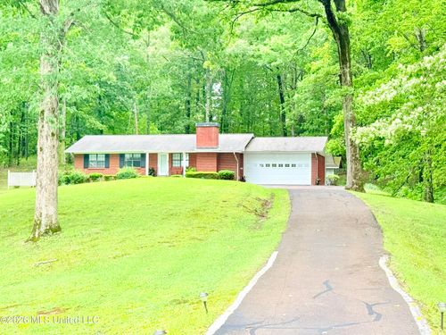 26675 Highway 8 E, Grenada, MS, 38901-9139 | Card Image