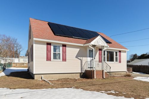 105 Columbia Rd, Lowell, MA, 01854-2231 | Card Image