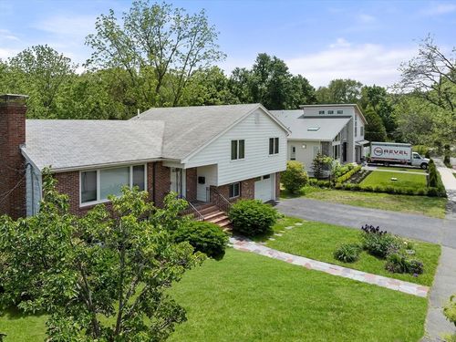 25 Brandeis Rd, Newton, MA, 02459-2707 | Card Image