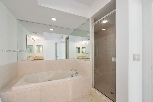 502 - 401 Sw 4th Ave, Condo with 2 bedrooms, 2 bathrooms and null parking in Fort Lauderdale FL | Image 16